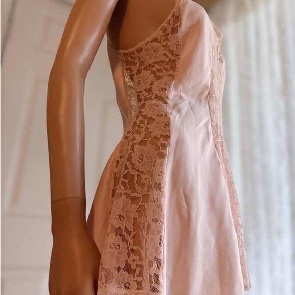 SOLD‼️‼️Vintage light pink Val Mode babydoll nightgown size small - Picture 4 of 5